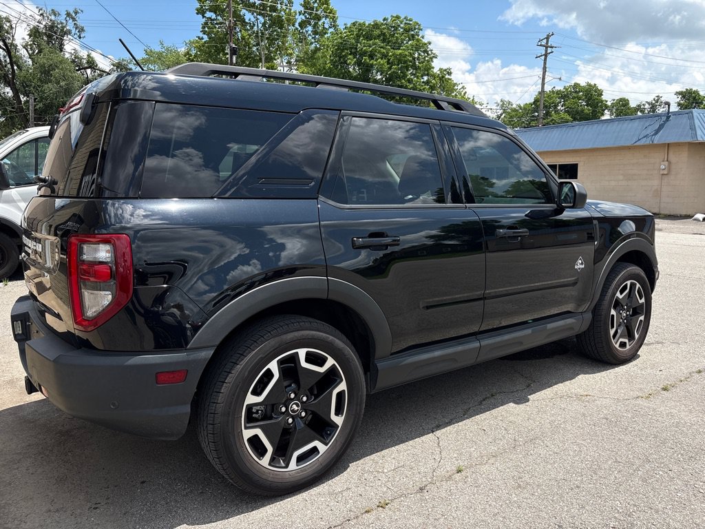 Used 2022 Ford Bronco Sport Outer Banks w/ Tech Package AWD/4WD image 6
