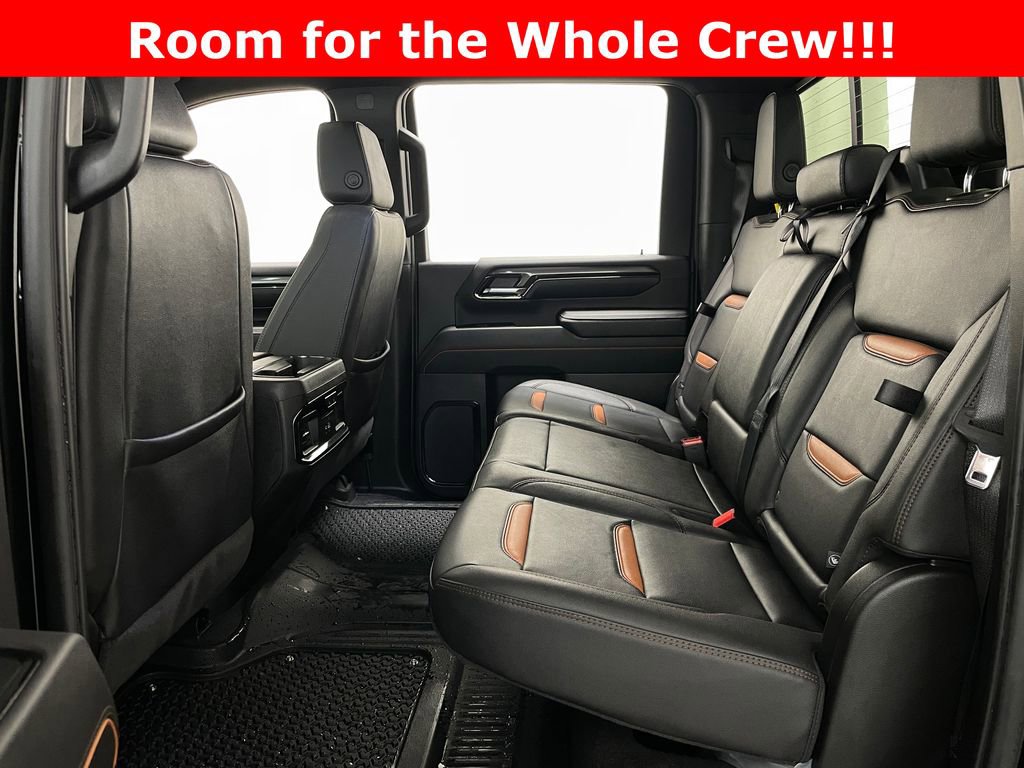 Used 2025 GMC Sierra 2500 AT4 image 14