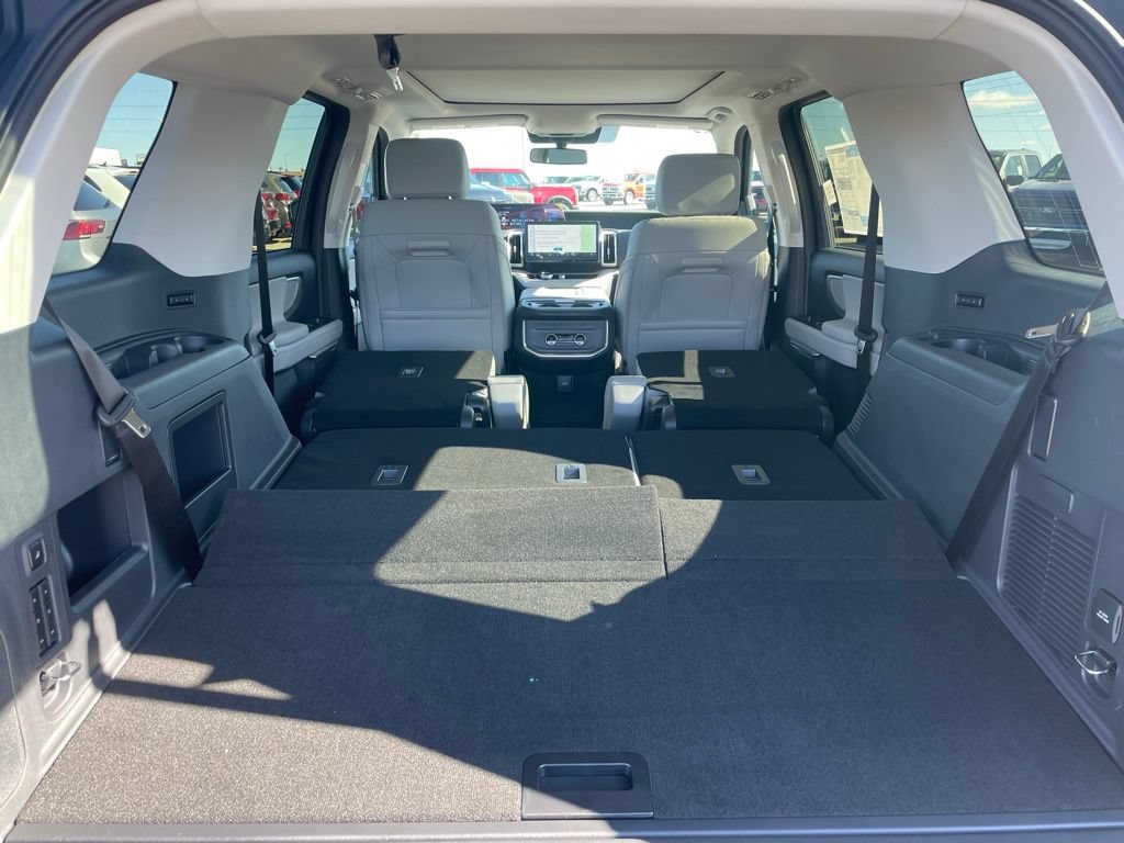 New 2026 Ford Expedition Active AWD/4WD image 42