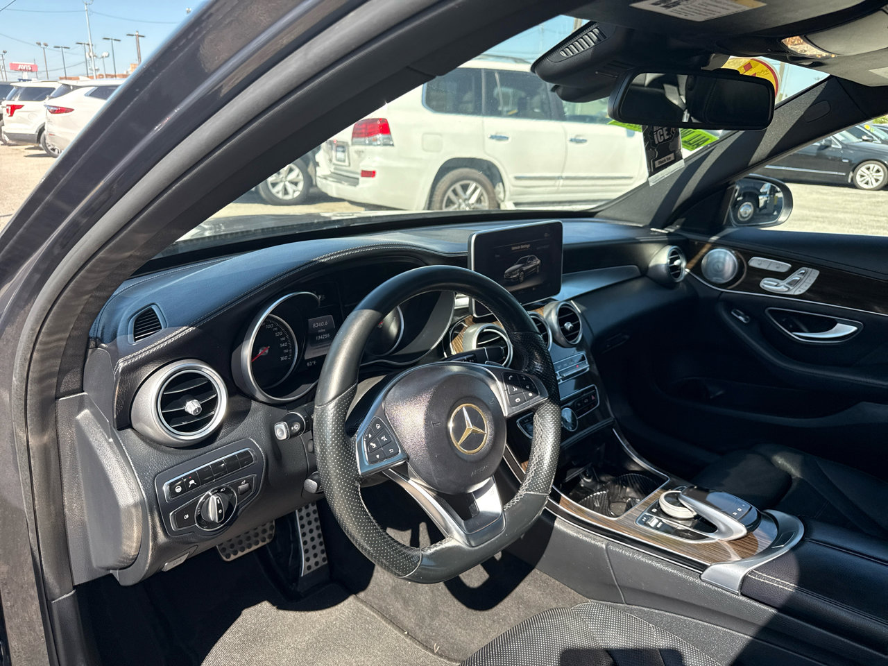 Used 2015 Mercedes-Benz C 400 4MATIC image 7