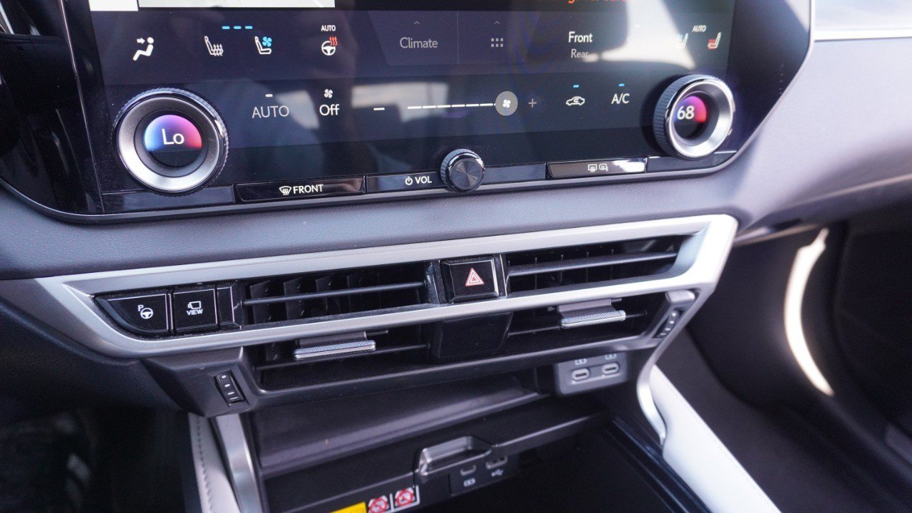 Certified 2024 Lexus RX 350 Premium Plus w/ Convenience Package FWD image 18