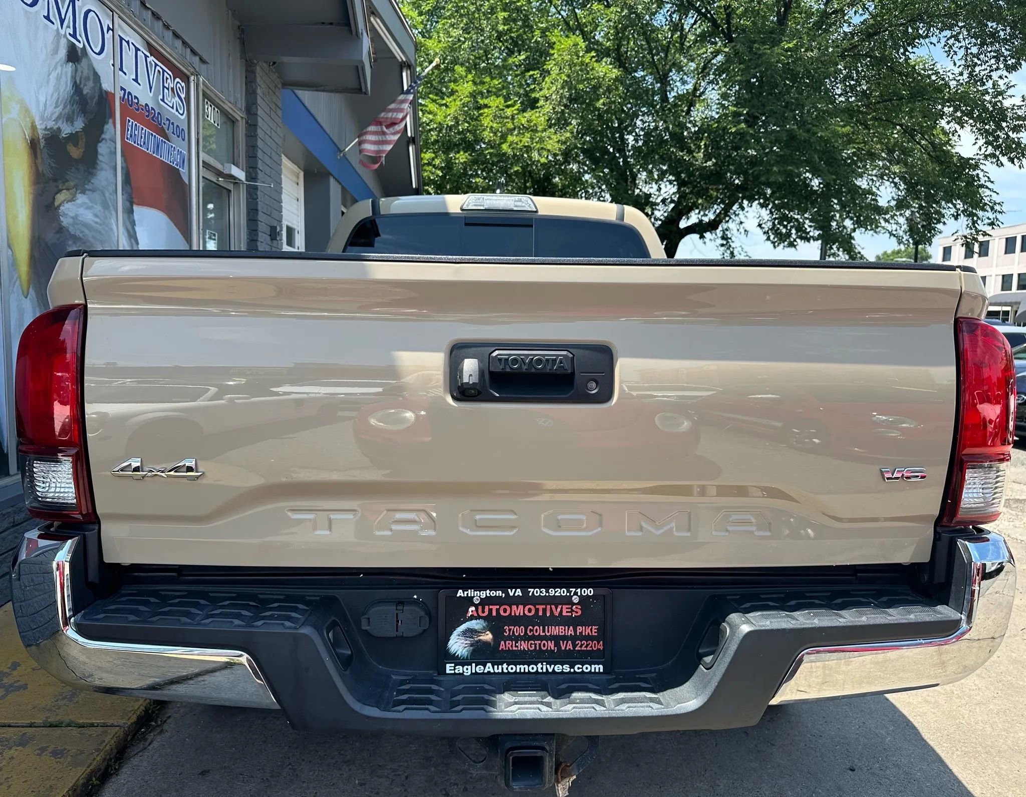Used 2019 Toyota Tacoma SR5 image 4