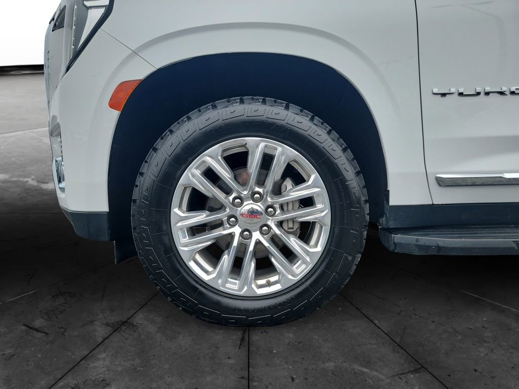 Used 2024 GMC Yukon XL SLT AWD/4WD image 14