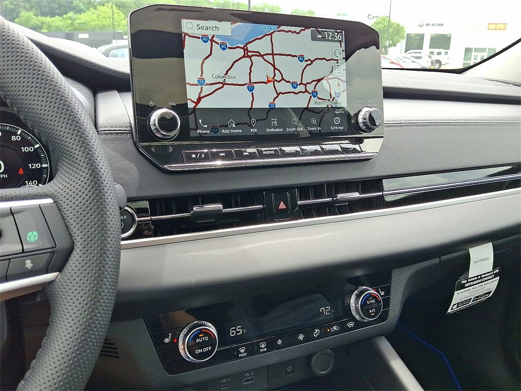 New 2025 Mitsubishi Outlander SE image 8