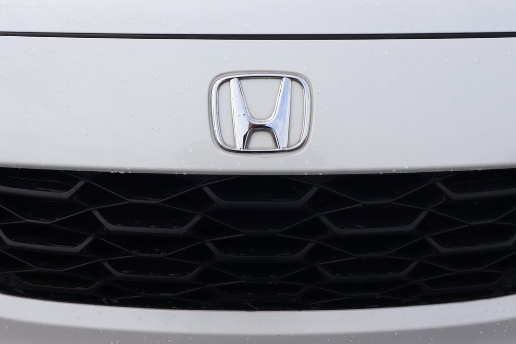 Used 2025 Honda HR-V LX image 36