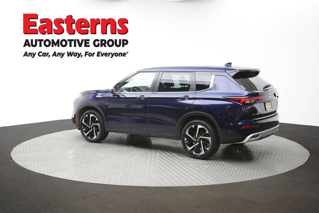 Used 2023 Mitsubishi Outlander SE AWD/4WD image 63