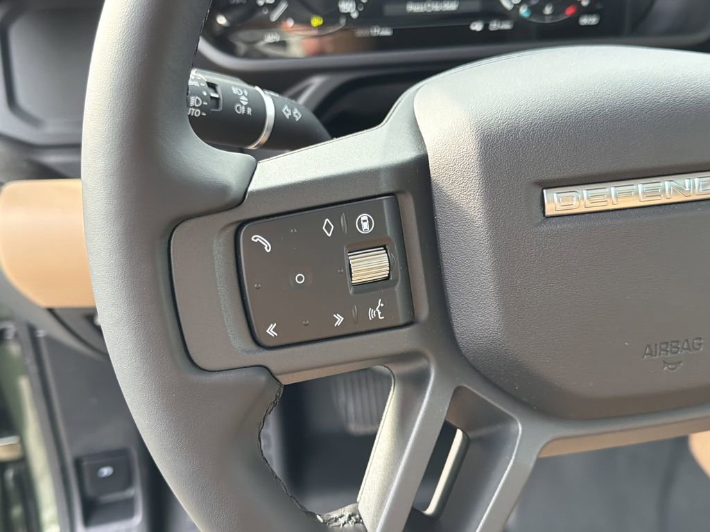 New 2026 Land Rover Defender 110 X-Dynamic SE image 23