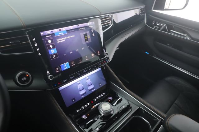 Used 2025 Jeep Grand Wagoneer L Series III w/ Rear Seat Video Group 1 image 29