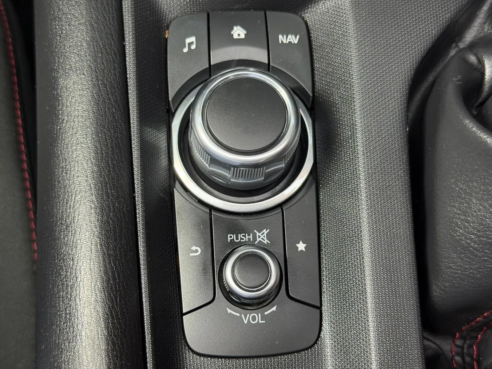 Used 2016 MAZDA MX-5 Miata Club RWD image 27