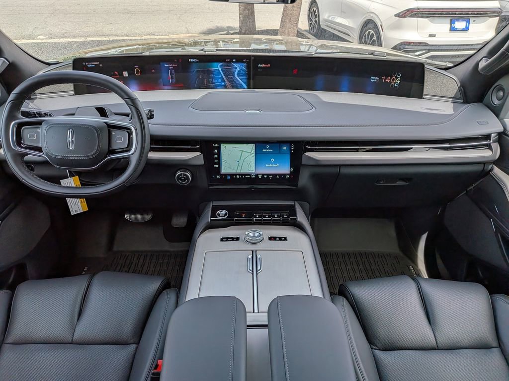 New 2026 Lincoln Navigator L Reserve w/ Jet Appearance Package AWD/4WD image 17
