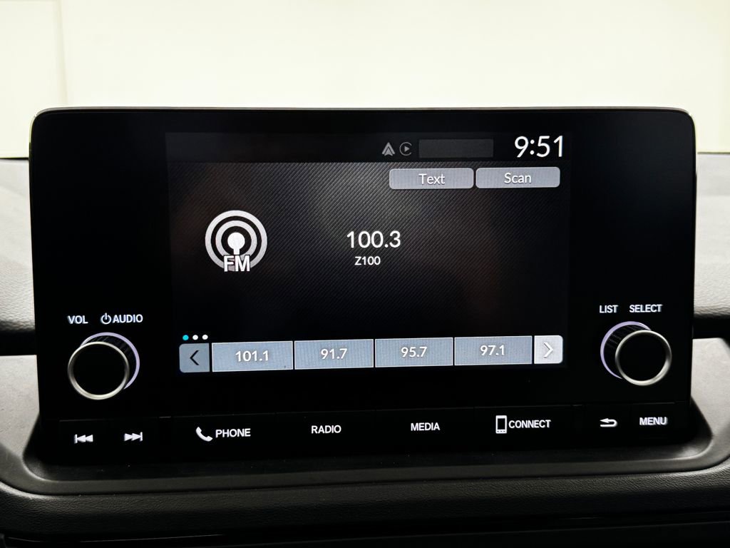 Used 2025 Honda Accord SE image 18