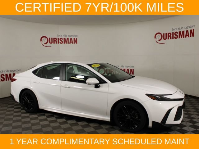 Used 2025 Toyota Camry SE FWD image 9