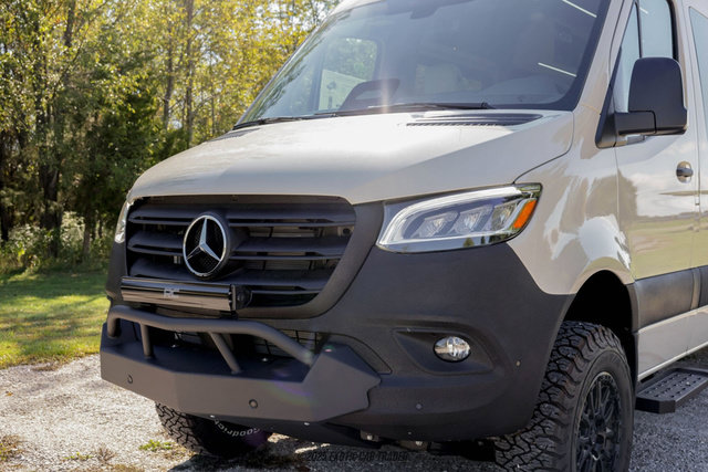 Used 2025 Mercedes-Benz Sprinter 2500 image 87