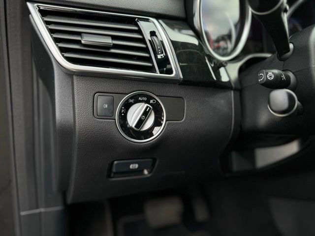 Used 2023 Mercedes-Benz GLE 350 4MATIC image 18