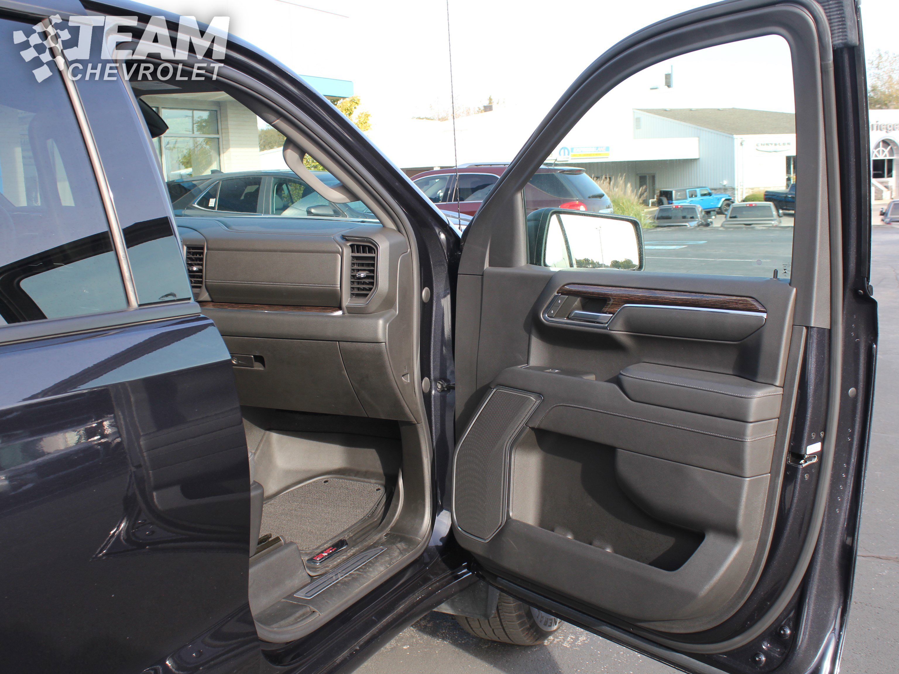 Certified 2023 GMC Sierra 1500 Elevation image 24