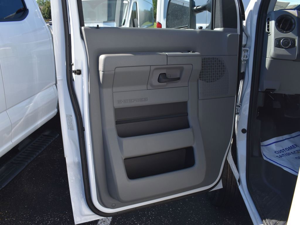 New 2025 Ford E-350 and Econoline 350 Super Duty w/ Power Equipment Group image 18