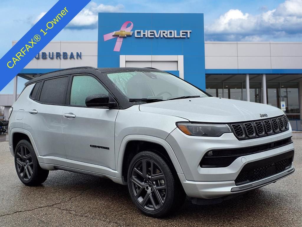 Used 2025 Jeep Compass Limited w/ High Altitude Package image 3