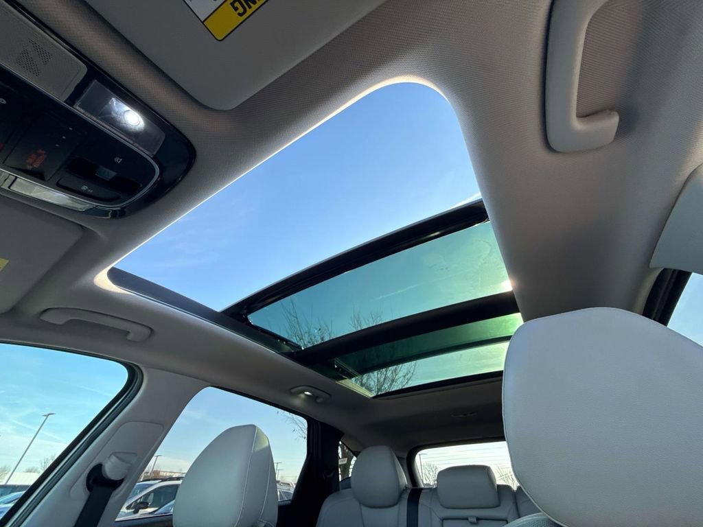 Used 2024 Hyundai Tucson Limited image 29