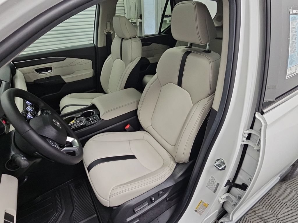 New 2026 Honda Pilot Touring image 29