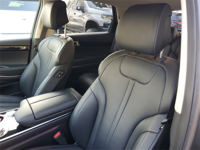 Used 2025 Genesis GV80 2.5T Standard image 18