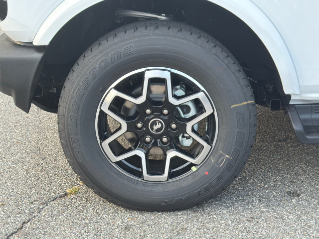 New 2026 Ford Bronco Outer Banks AWD/4WD image 13
