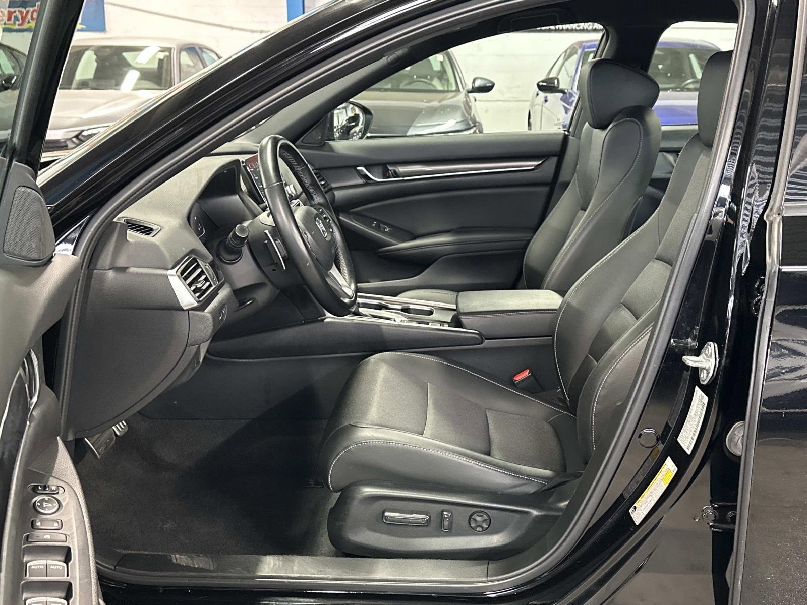 Used 2022 Honda Accord Sport image 18