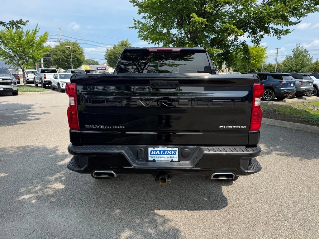 Used 2024 Chevrolet Silverado 1500 Custom Trail Boss AWD/4WD image 4
