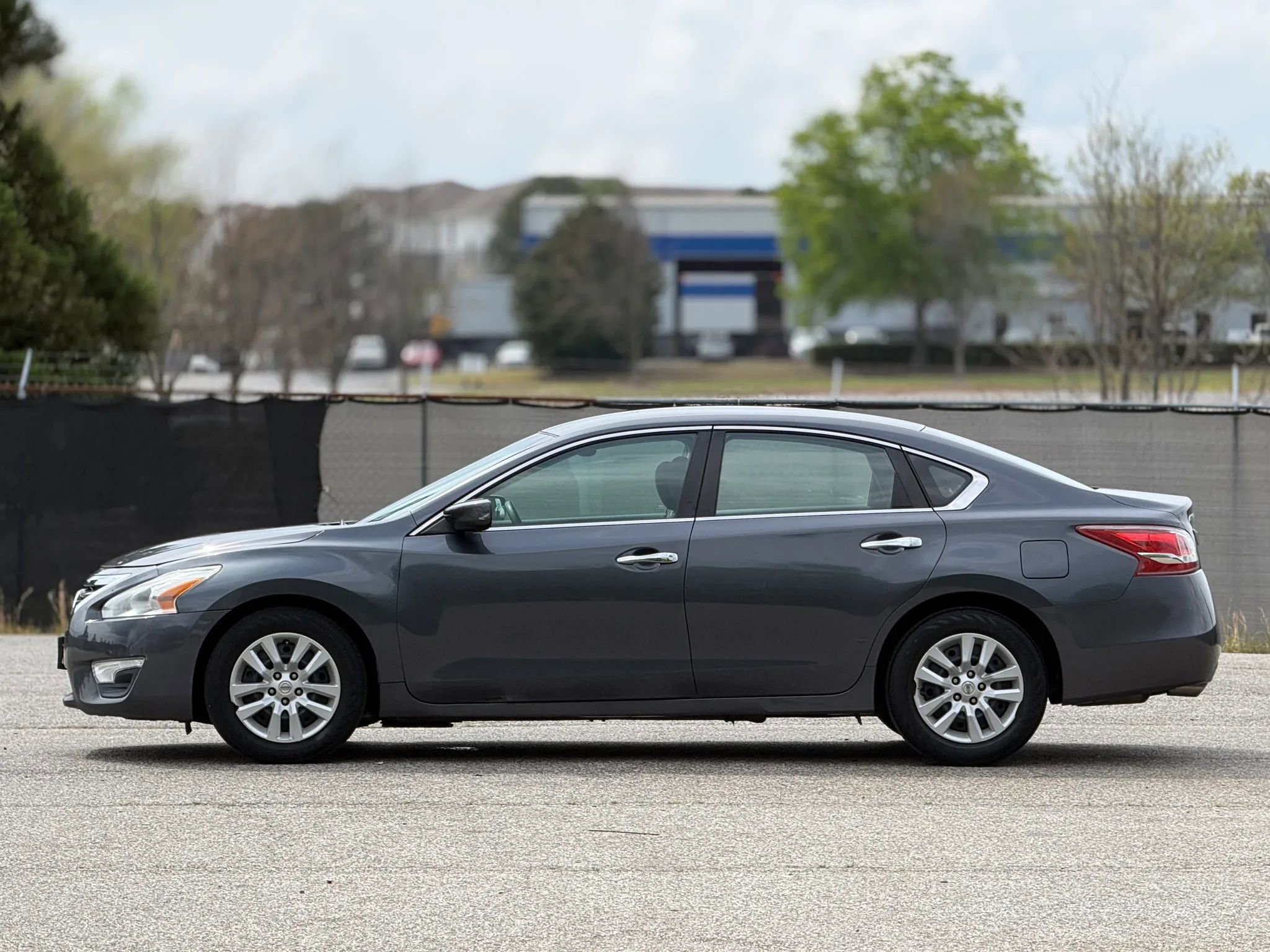 Used 2013 Nissan Altima 2.5 S FWD image 8
