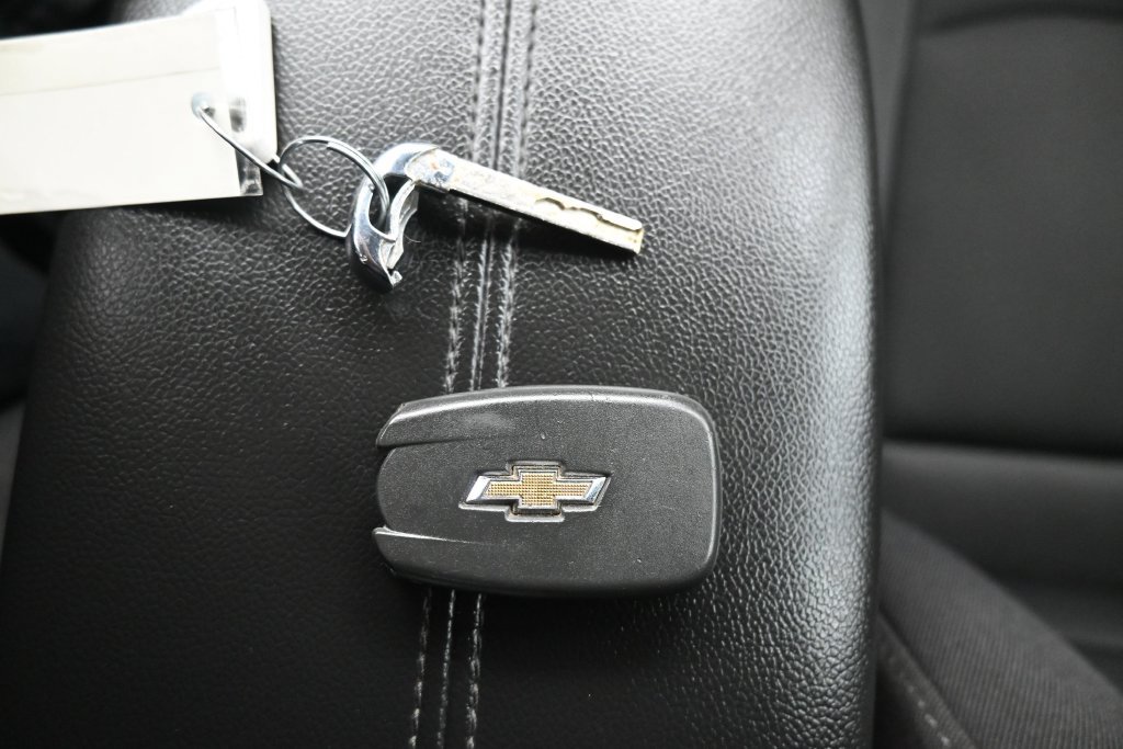 Used 2024 Chevrolet Malibu LT FWD image 19