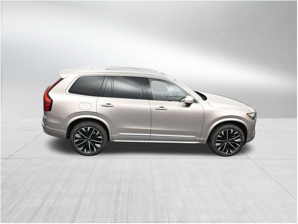 New 2026 Volvo XC90 T8 Plus w/ Protection Package Premier AWD/4WD image 18
