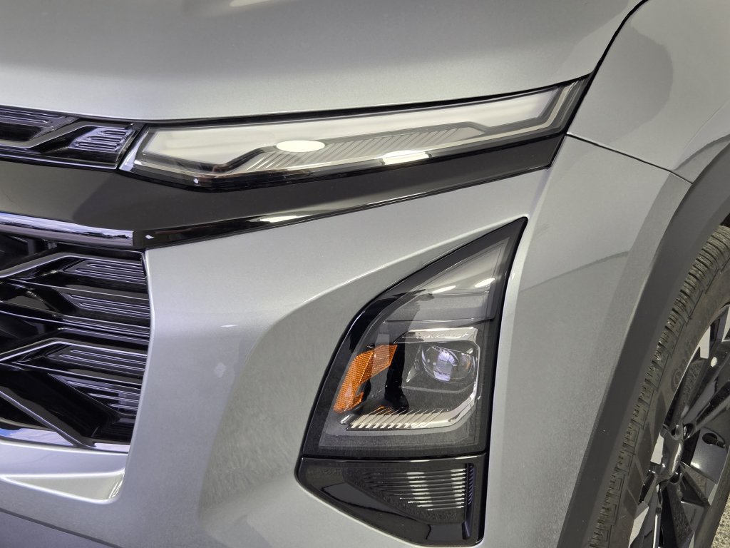 New 2026 Chevrolet Equinox RS FWD image 11