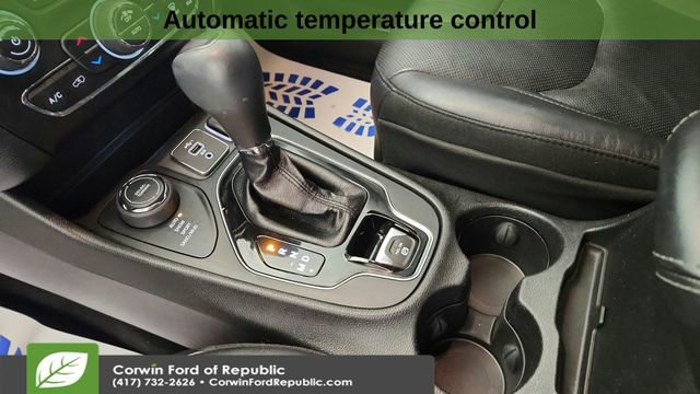 Used 2020 Jeep Cherokee Limited image 17