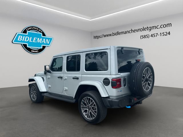 Used 2023 Jeep Wrangler Unlimited Sahara w/ Cold Weather Group AWD/4WD image 5