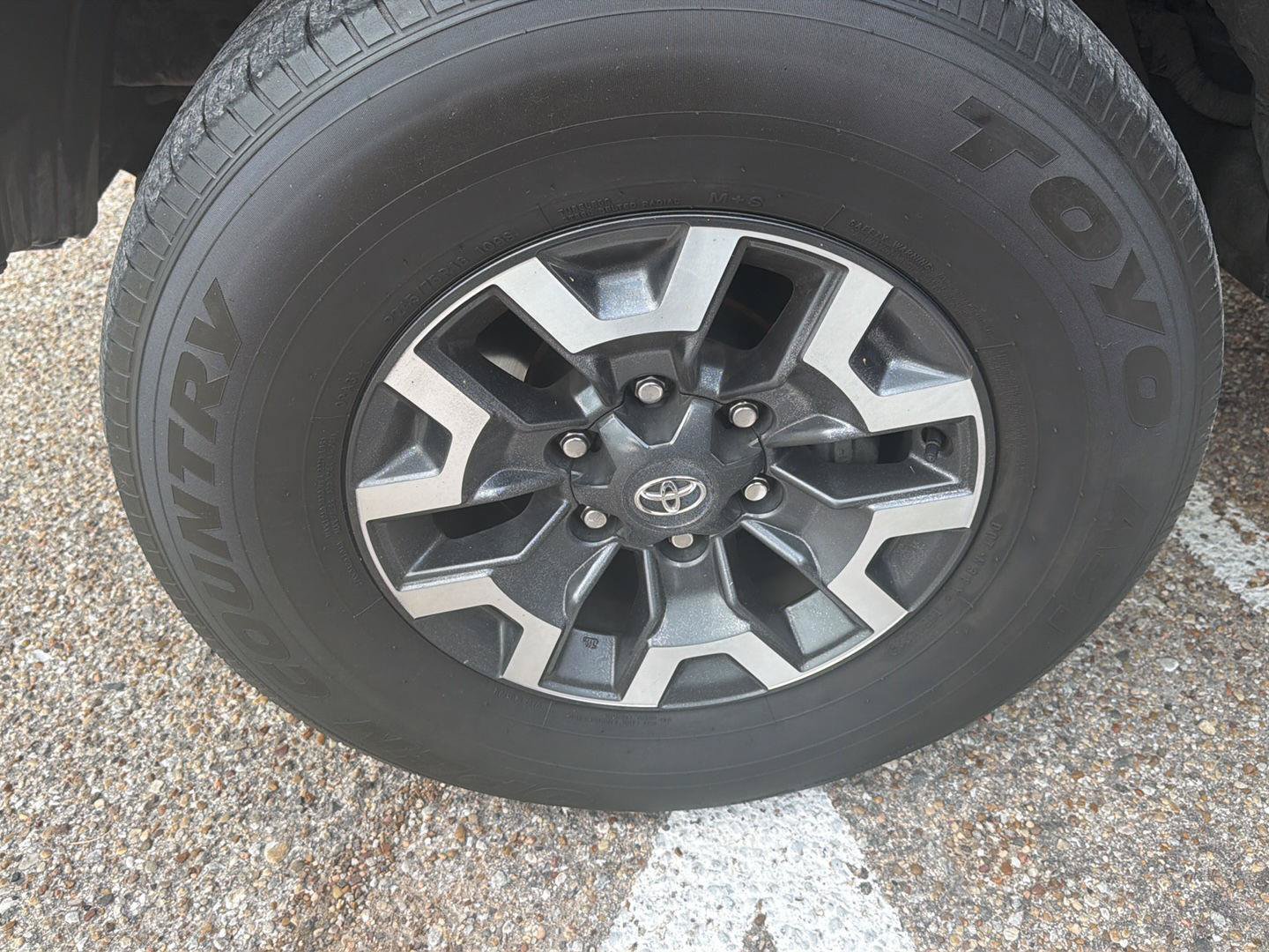 Used 2023 Toyota Tacoma TRD Off-Road AWD/4WD image 8