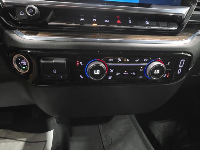 Used 2024 Chevrolet Silverado 1500 RST AWD/4WD image 15