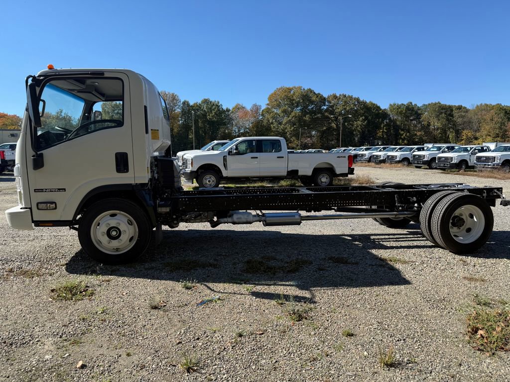 New 2025 Isuzu NPR RWD image 4
