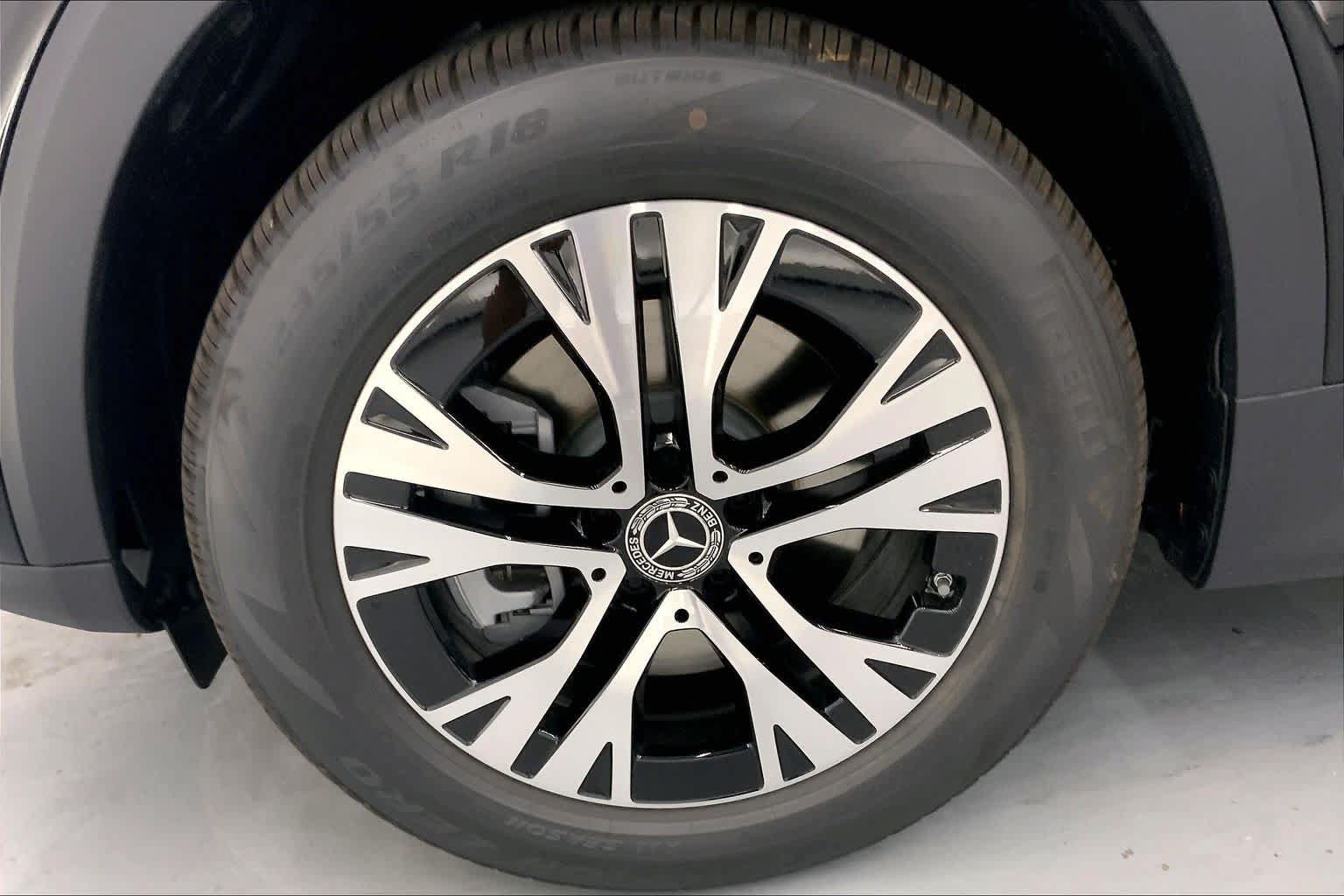Used 2026 Mercedes-Benz GLB 250 image 9