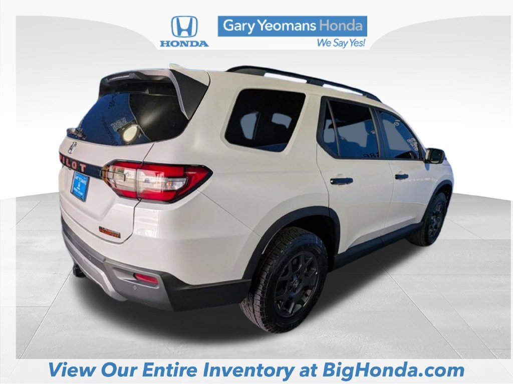 New 2026 Honda Pilot TrailSport image 6