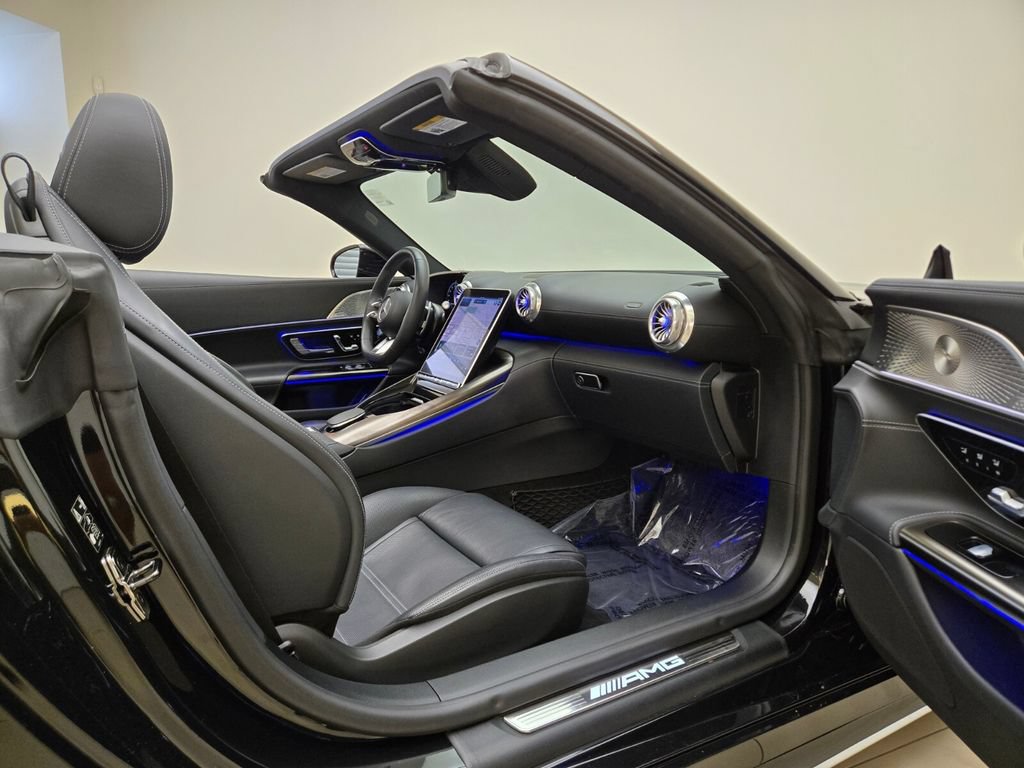Used 2023 Mercedes-Benz SL 43 AMG image 21