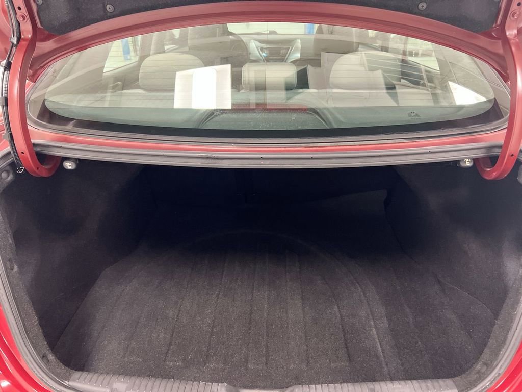 Used 2013 Hyundai Elantra GLS image 22