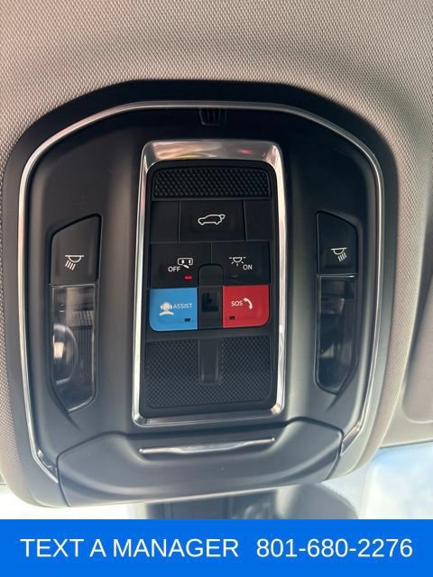 Used 2024 Jeep Grand Cherokee Limited AWD/4WD image 19
