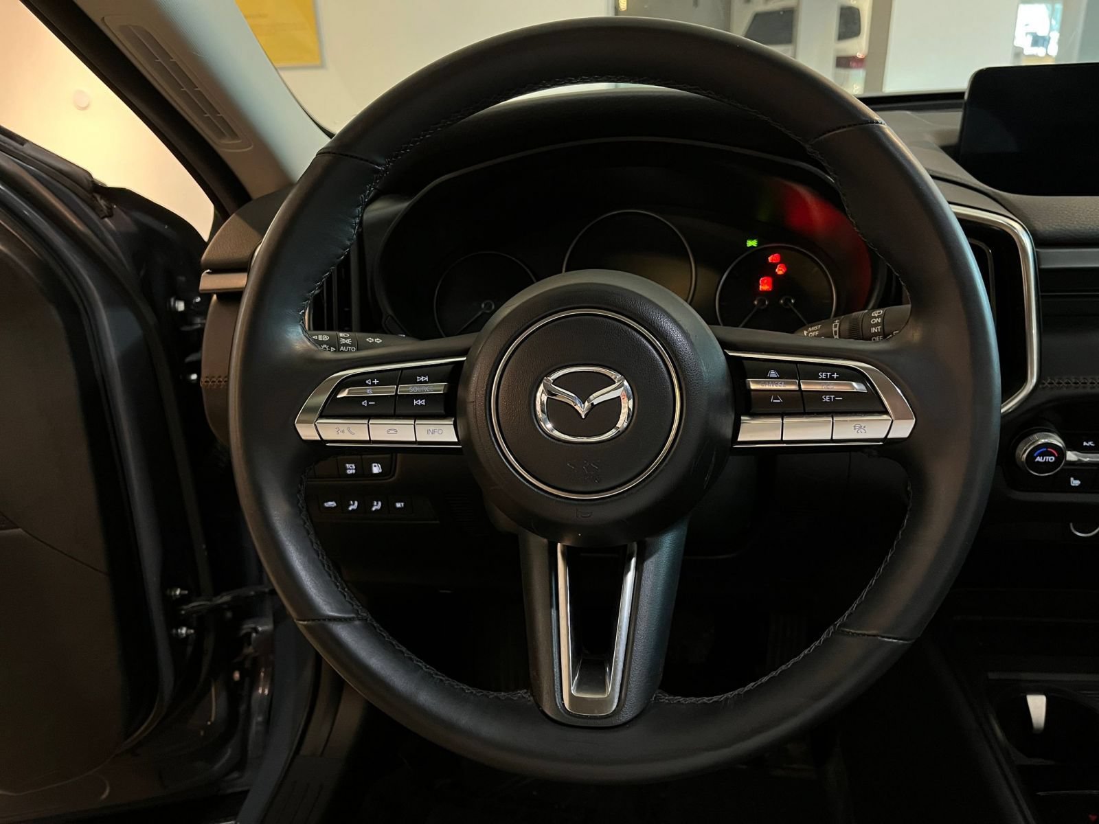 Used 2025 MAZDA CX-50 2.5 Hybrid w/ Premium Plus Pkg AWD/4WD image 29
