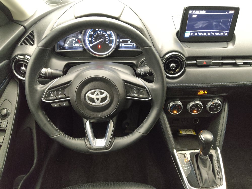 Used 2019 Toyota Yaris XLE FWD image 22