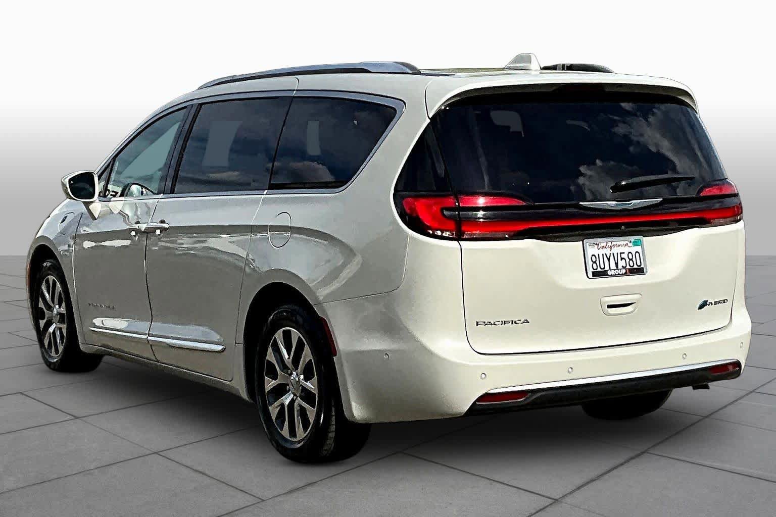 Used 2021 Chrysler Pacifica Pinnacle image 11