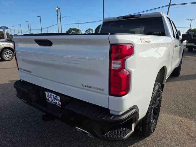 Used 2019 Chevrolet Silverado 1500 Custom Trail Boss w/ Custom Convenience Package AWD/4WD image 8