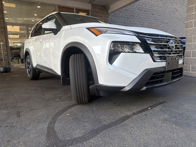 New 2026 Nissan Rogue SV image 2