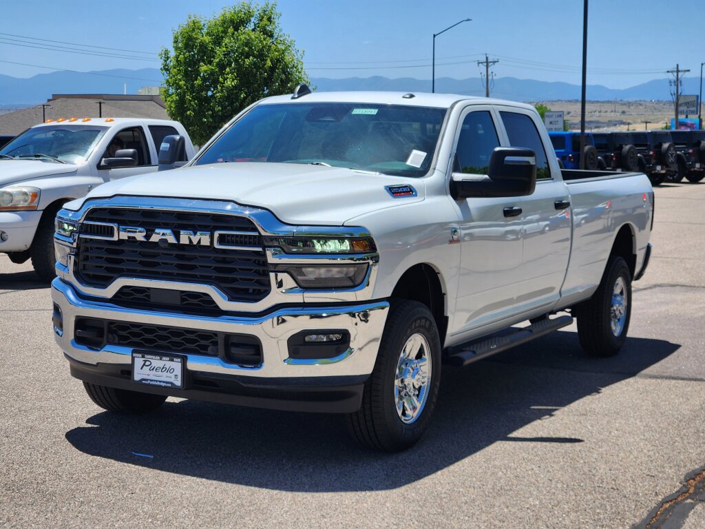 New 2026 RAM 2500 Tradesman AWD/4WD image 5