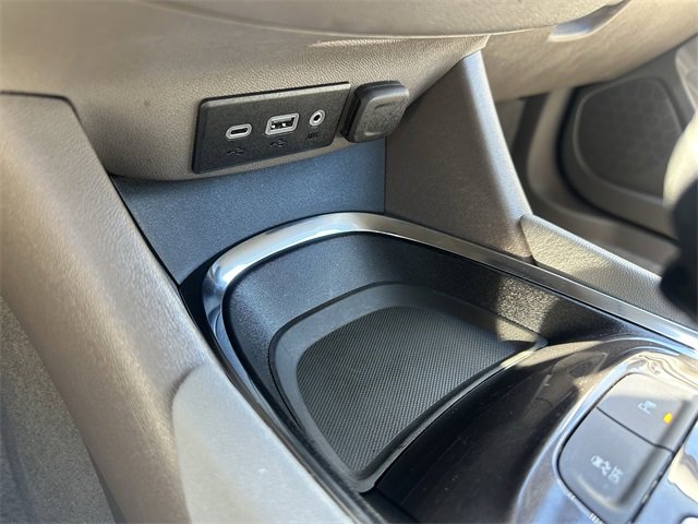 Used 2024 Chevrolet Malibu LT image 25