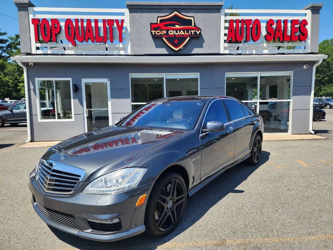 Used 2013 Mercedes-Benz S 63 AMG w/ AMG Performance Pkg image 1