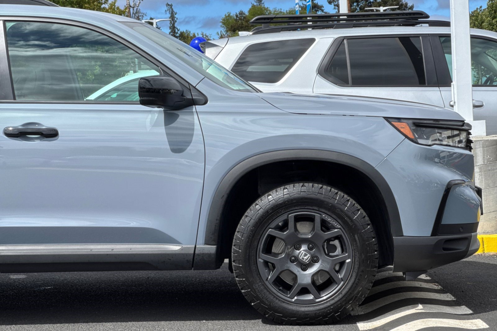 Certified 2025 Honda Pilot TrailSport image 36